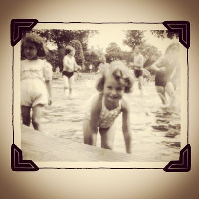 Young Jacqueline Wilson. Know about her early life, parents, and more